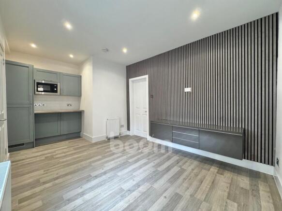 Mains Road, Beith lounge pic