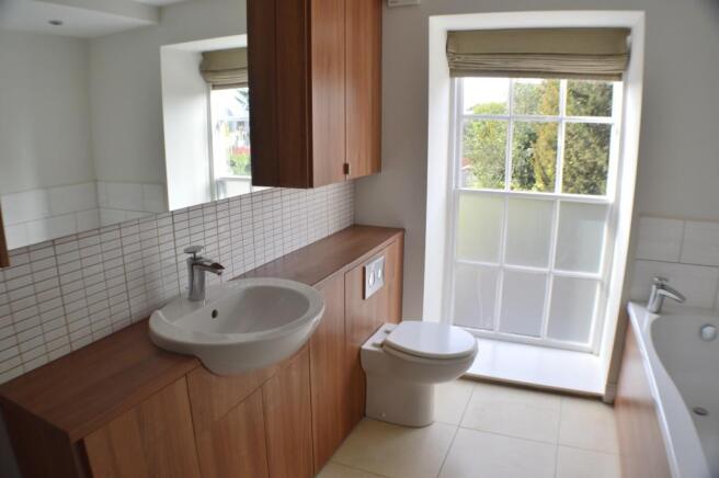 Ensuite