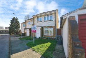 153a, Wilmington Gardens, Barking IG11 9TT