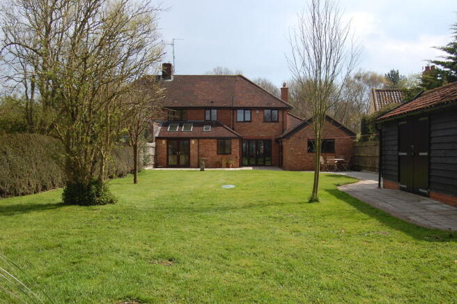 Photo 32