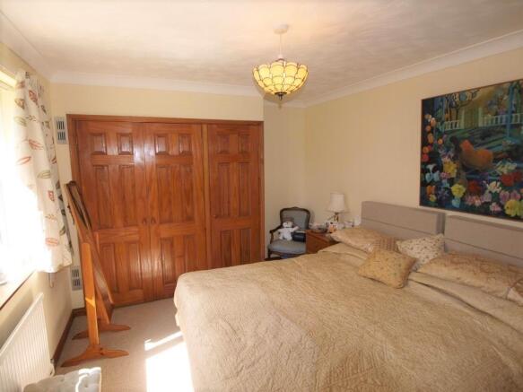 BEDROOM 1