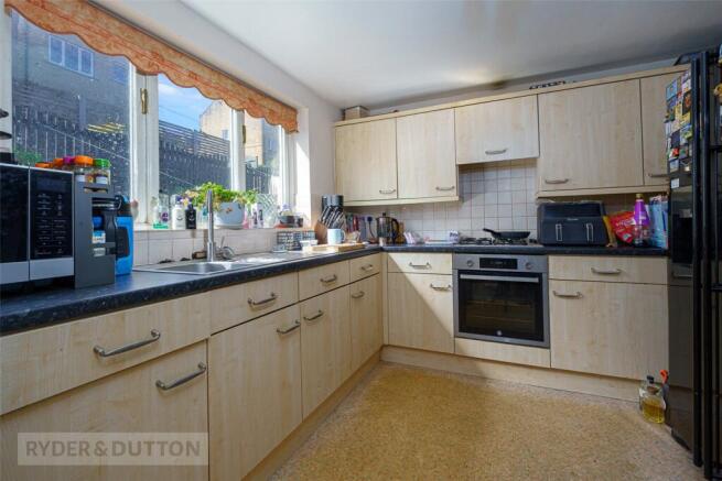 3 bed Semi-Detached for sale Image 5