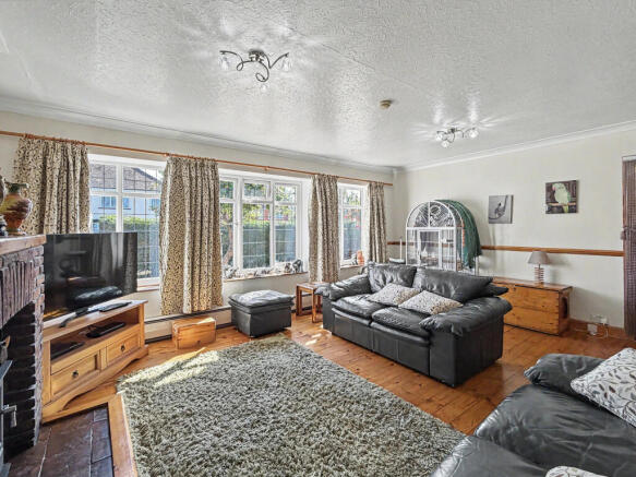 2 bed Detached Bungalow for sale Image 5