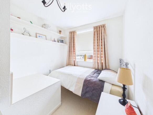 3 bed Semi-Detached for sale Image 8