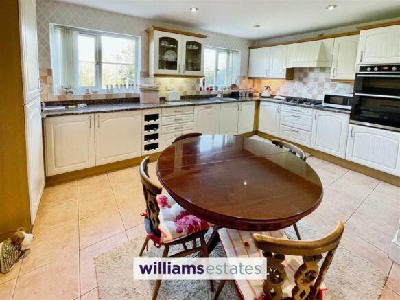 Kitchen/ Diner
