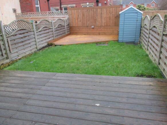 3 bed Town House to rent Image 5