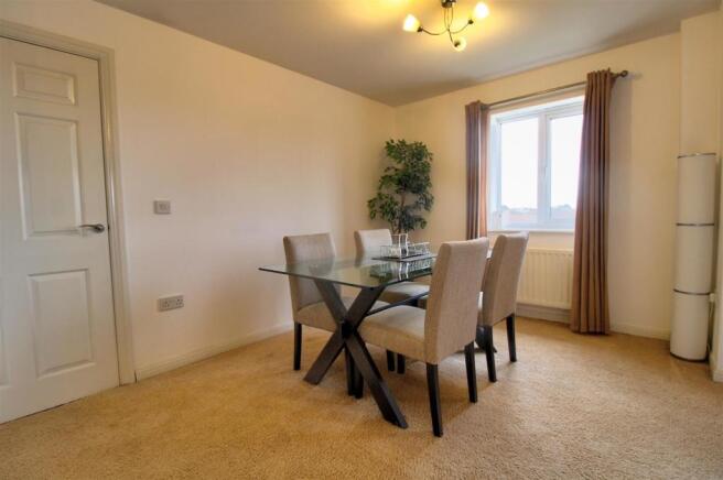 Dining Area.jpg
