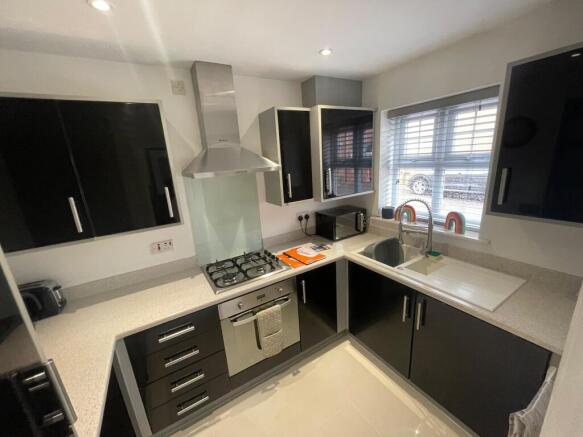 Hawthorne mews, Sheffield, South Yorkshire, S35 photo 4