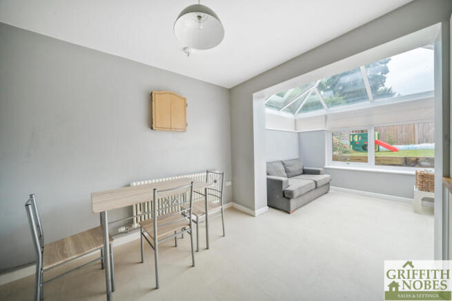 Dining Area & Conservatory