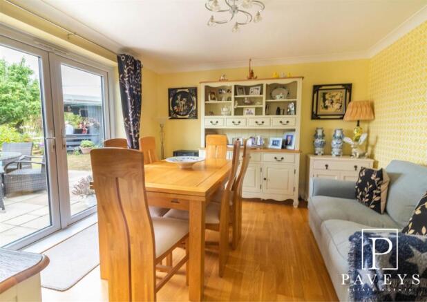 BEDROOM THREE/DINING ROOM