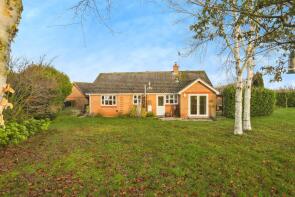 3, Field Close, Bury St. Edmunds IP30 9TT