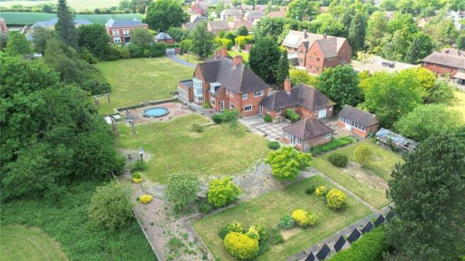 High Oakham Drive, Mansfield, Nottinghamshire, NG18 photo 4
