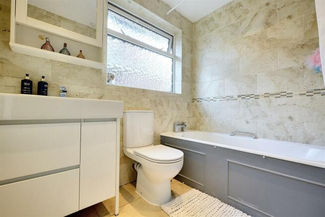 Bathroom.jpeg