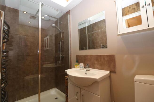 En-suite Shower Room / WC
