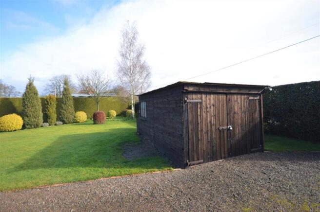 TIMBER GARAGE SHED.JPG