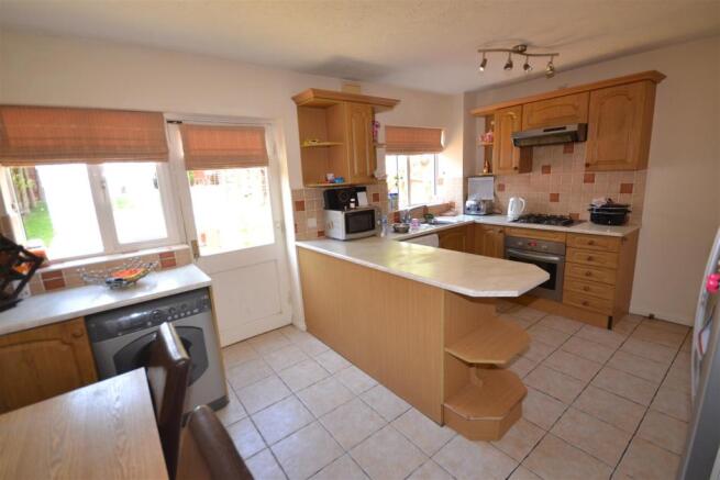 Kitchen/Breakfast Ro