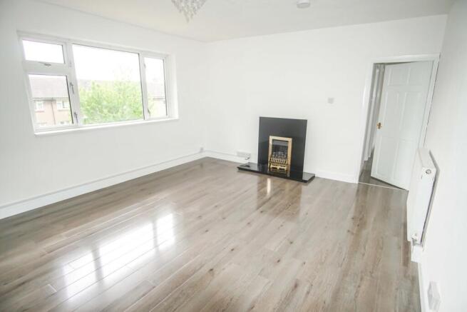 62, Fred Lee Grove, Coventry photo 4