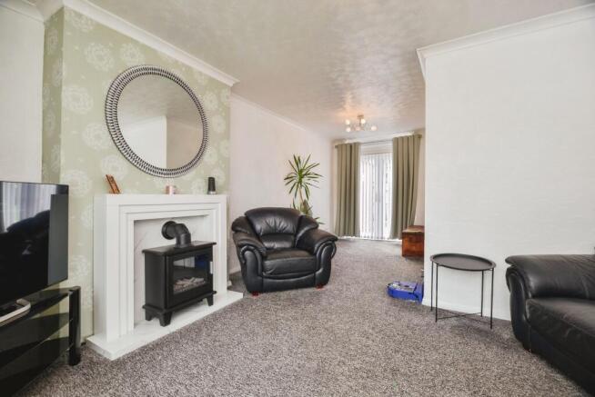 3 bed Semi-Detached for sale Image 10