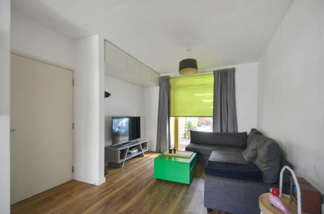 Photo 3