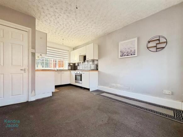 Riddell Avenue, Langold, Worksop photo 4