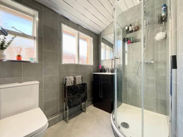 5 bed Terraced for sale Image 4