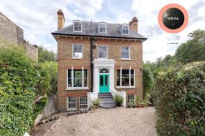 155, Chadwick Road, London SE15 4PY