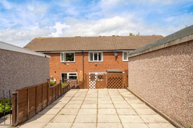 2 bed Terraced for sale Image 12