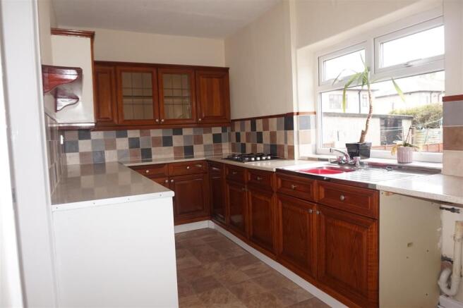 Dining Kitchen: