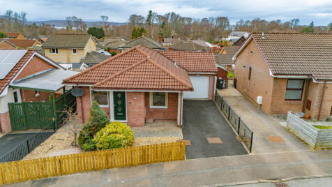 Lochlann Road, Inverness, IV2 7HJ