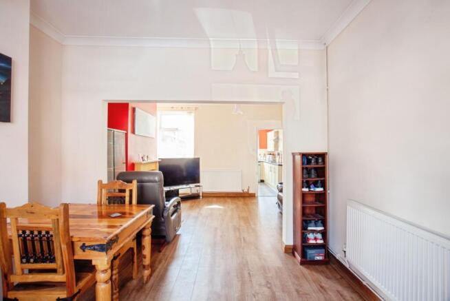 2 bed Terraced for sale Image 6