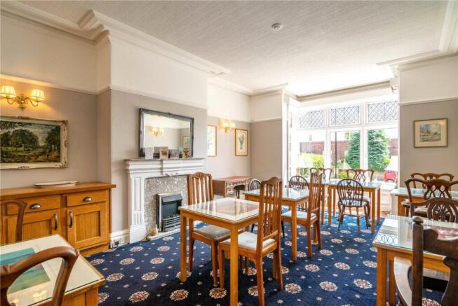 10 bed Semi-Detached for sale Image 4