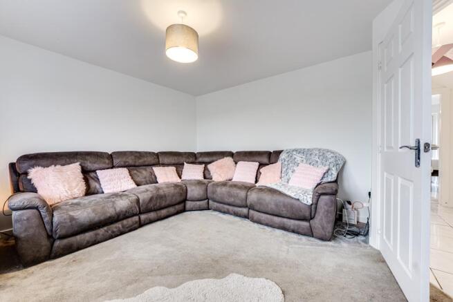 21 Kennard Close, Weldon-10.jpg