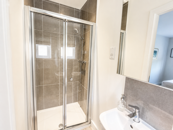 3 bed Semi-Detached for sale Image 8