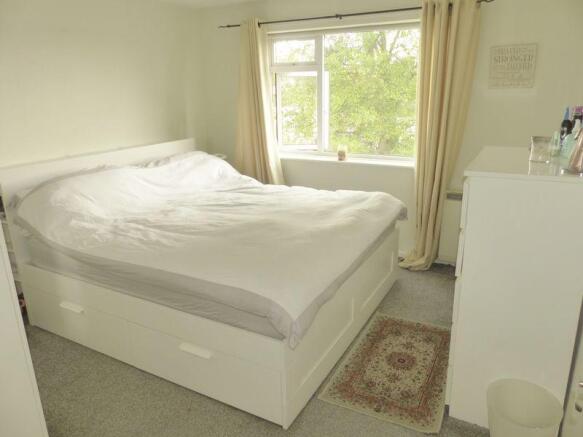 bed 1