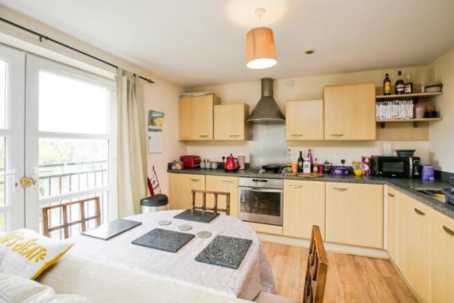 Kitchen / Dining