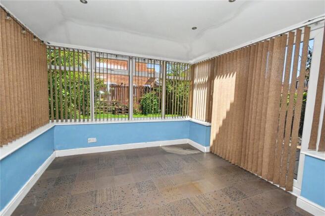 4 bed Detached for sale Image 6