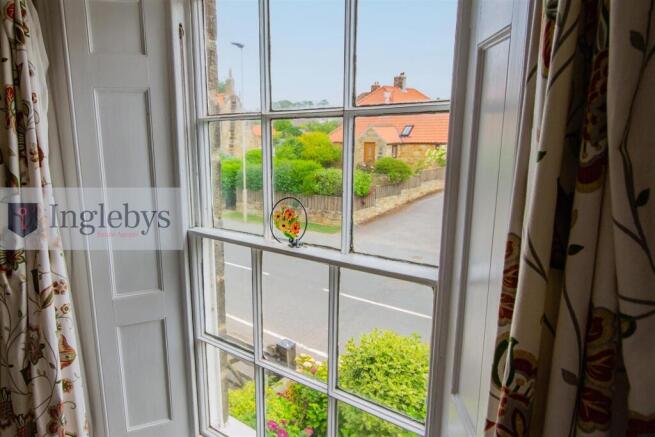 6 bed Farm House for sale Image 10