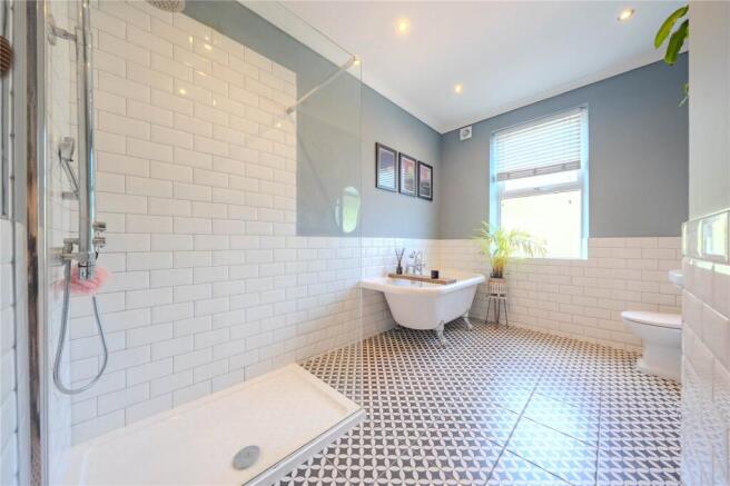 4 bed Terraced for sale Image 12