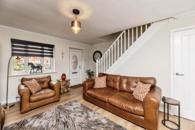 2 bed Semi-Detached for sale Image 5