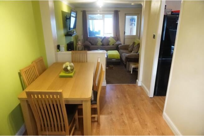 Lounge/Dining Room