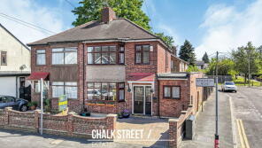 51, Knighton Road, Romford RM7 9BU