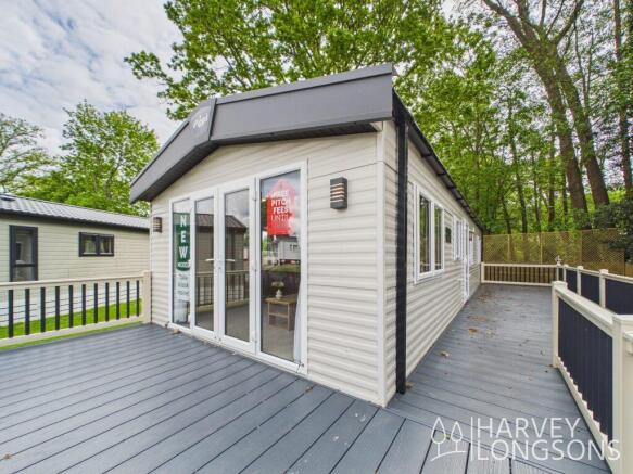 Regal Hemsworth holiday home exterior with wraparo
