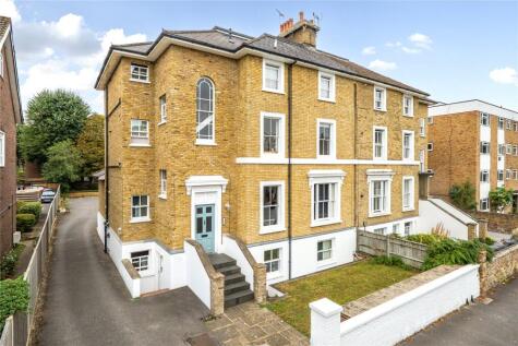 Uxbridge Road, Kingston Upon Thames, KT1