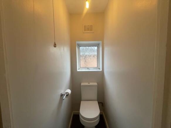 Cloakroom/wc