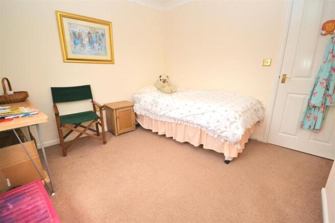 Bedroom 2.jpg
