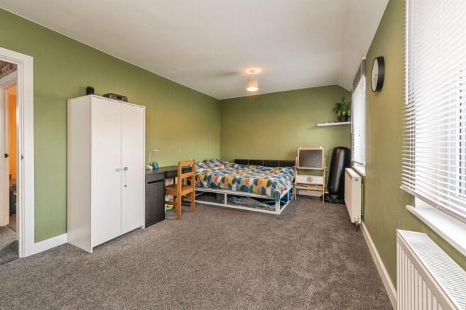 2 bed Semi-Detached for sale Image 6