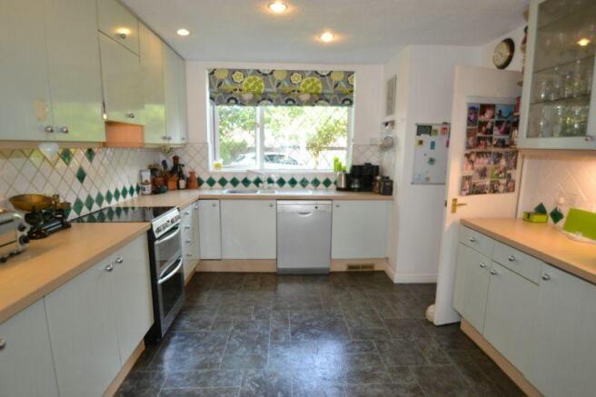 Kitchen/Breakfast Ro