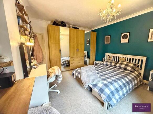 3 bed Terraced for sale Image 11