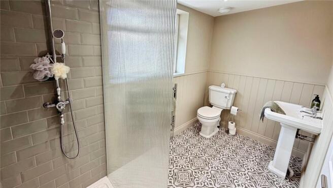 3 bed Bungalow for sale Image 8