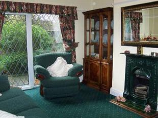 Rear lounge